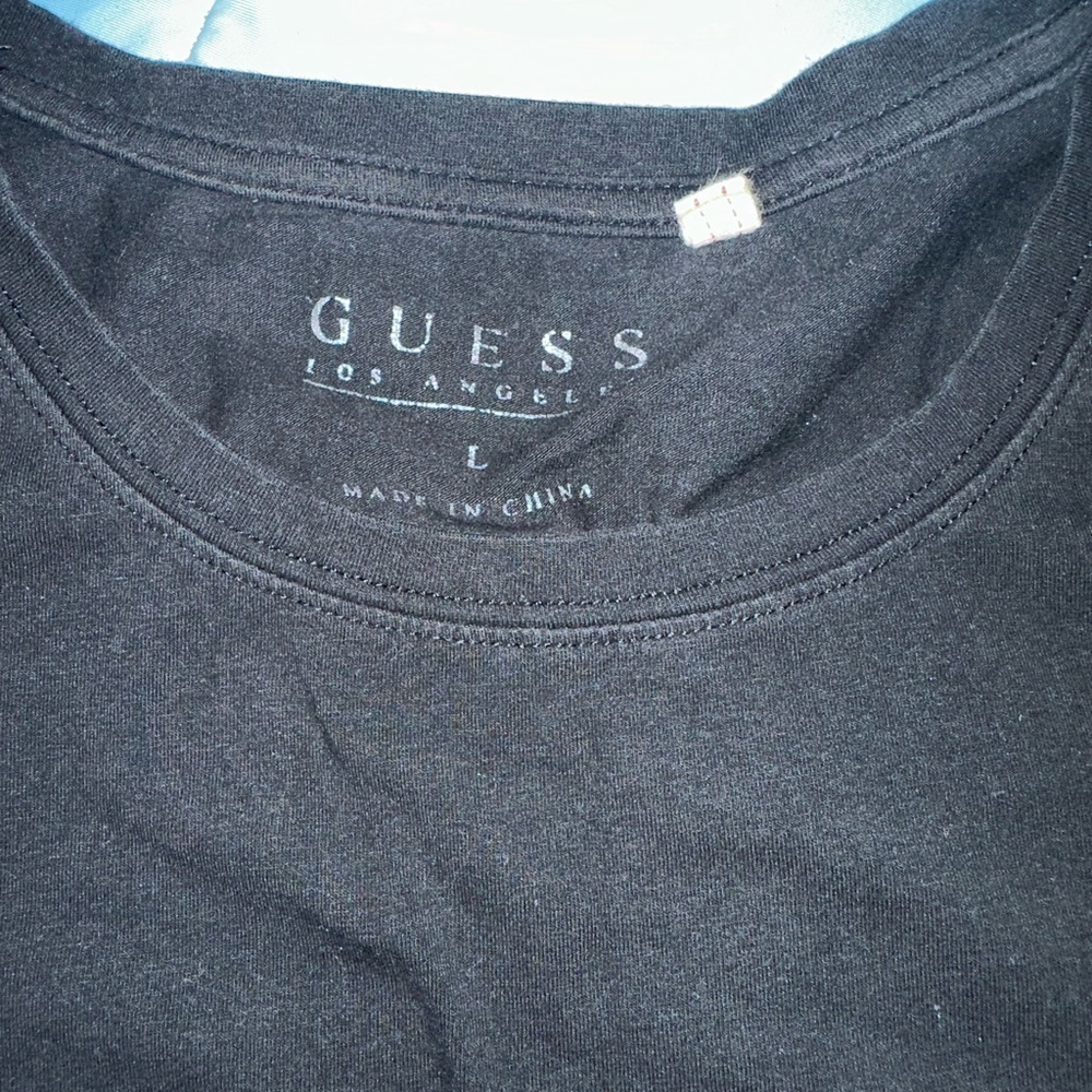 Guess Shirts - Picture 5 of 5